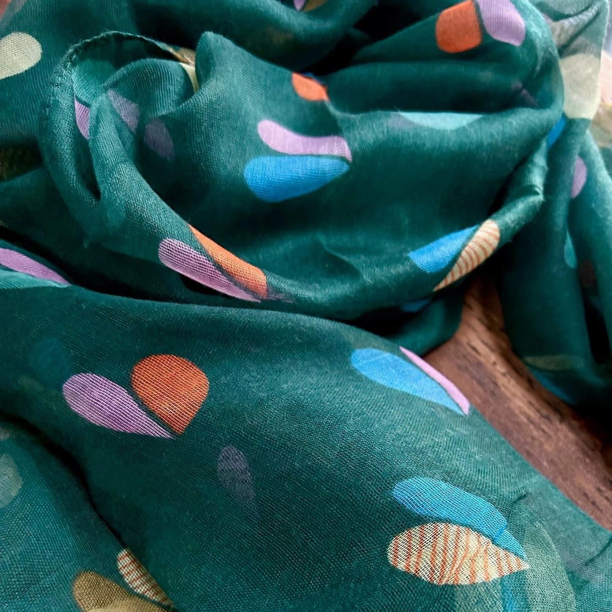 pretied scarves